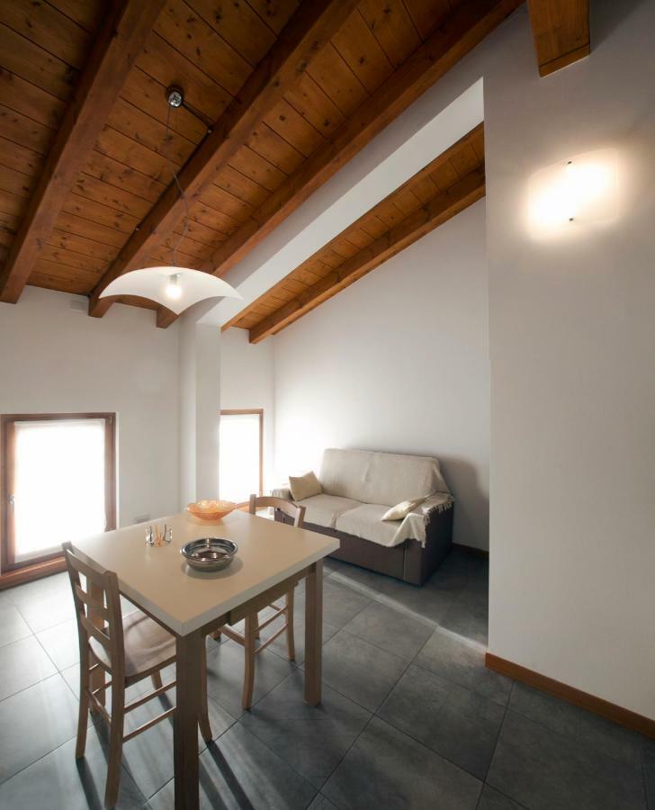Agriturismo Mestroni Bressa Eksteriør billede